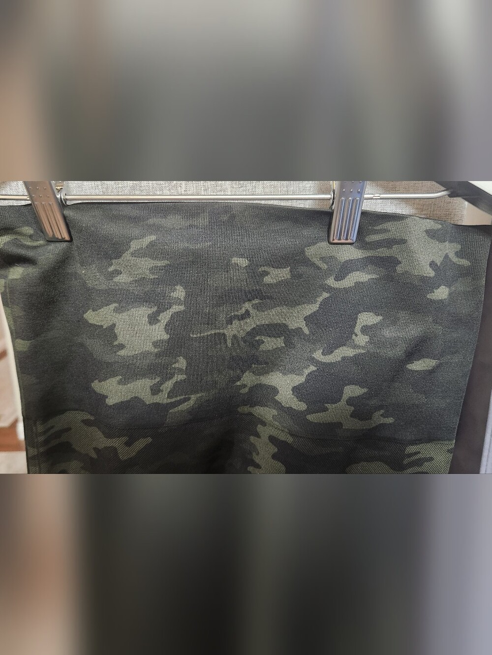 SPANX Look At Me Now Seamless Camo Leggings - Size XL / TG - Picture 3 of 5